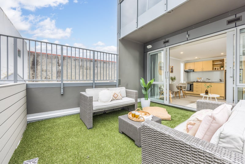 2G/21 Virginia Avenue East, Eden Terrace, Auckland - Carousel 2