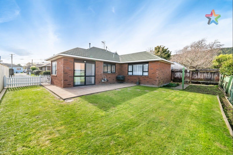 1/44 Porutu Street, Fairfield, Lower Hutt - Carousel 1
