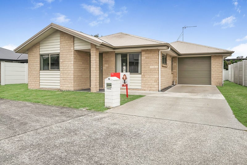 63A Te Manatu Drive, Huntington, Hamilton - Carousel 1