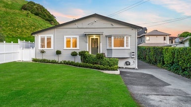 17 Gollan Road, Mount Wellington, Auckland - Carousel 1