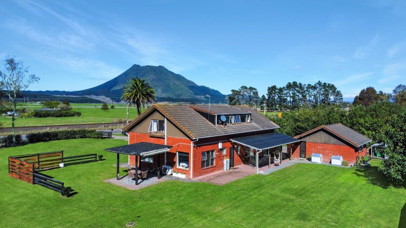 338 Kawerau Road, Putauaki, Whakatane - Carousel 1