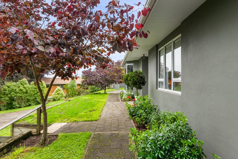 14 Wychwood Crescent, Springfield, Rotorua - Carousel 21