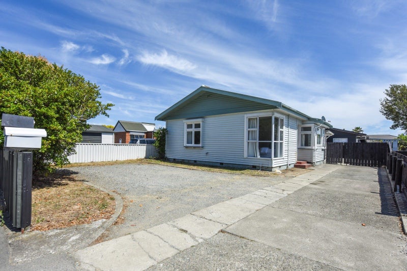 1/60 Tahunanui Drive, Tāhunanui, Nelson - Carousel 2