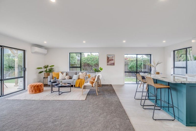 1/3 Bucknell Street, Sockburn, Christchurch - Carousel 2