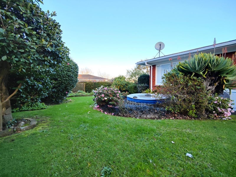 9 Stansfield Place, Sunnyhills, Auckland - Carousel 12