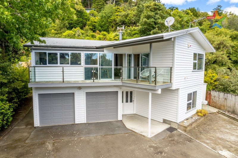 49B Norton Park Avenue, Fairfield, Lower Hutt - Carousel 1