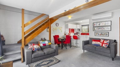 2/29 Main Road, Tawa, Wellington - Carousel 1