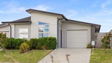 14A Tamapahore Boulevard, Papamoa Beach, Papamoa - Carousel 1