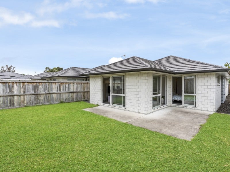 19C Rewarewa Place, Matua, Tauranga - Carousel 1