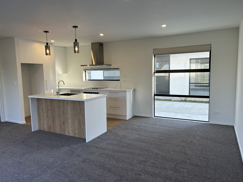 7/629 Worcester Street, Linwood, Christchurch - Carousel 1