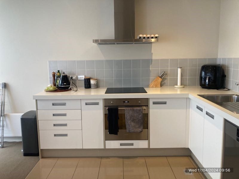 4L/10 Lorne Street, Te Aro, Wellington - Carousel 2