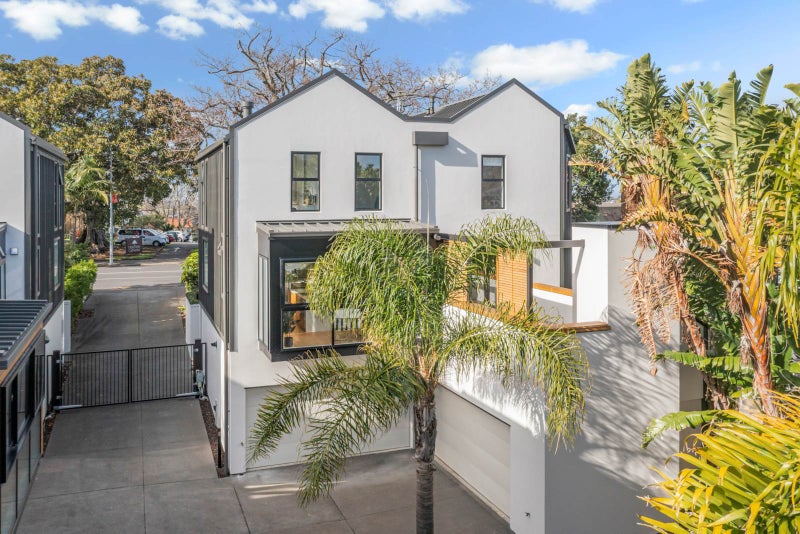 2/439 Parnell Road, Parnell, Auckland - Carousel 2