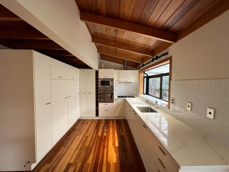 3C Dallinghoe Crescent, Milford, Auckland - Carousel 2