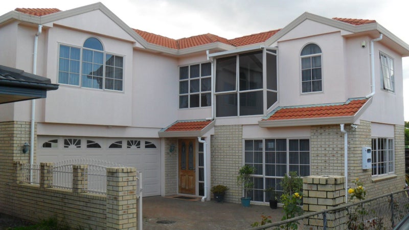 47 Fowlds Avenue, Sandringham, Auckland - Carousel 1