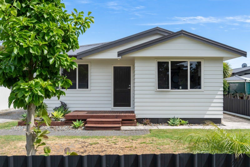 6 Buchanan Street, Mangapapa, Gisborne - Carousel 1