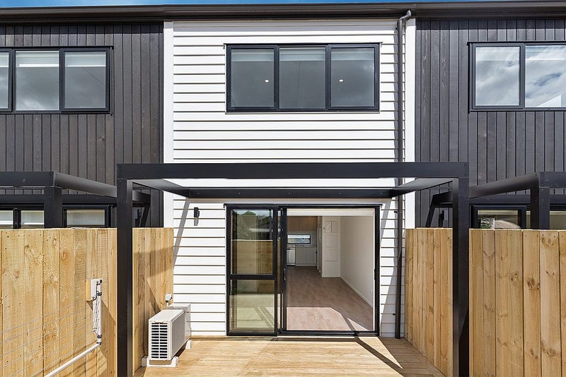 2/267 Main Highway, Ellerslie, Auckland - Carousel 1