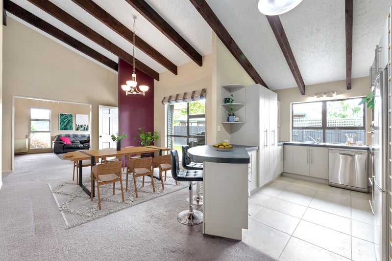 37 Brooklyn Drive, Redwoodtown, Blenheim - Carousel 1