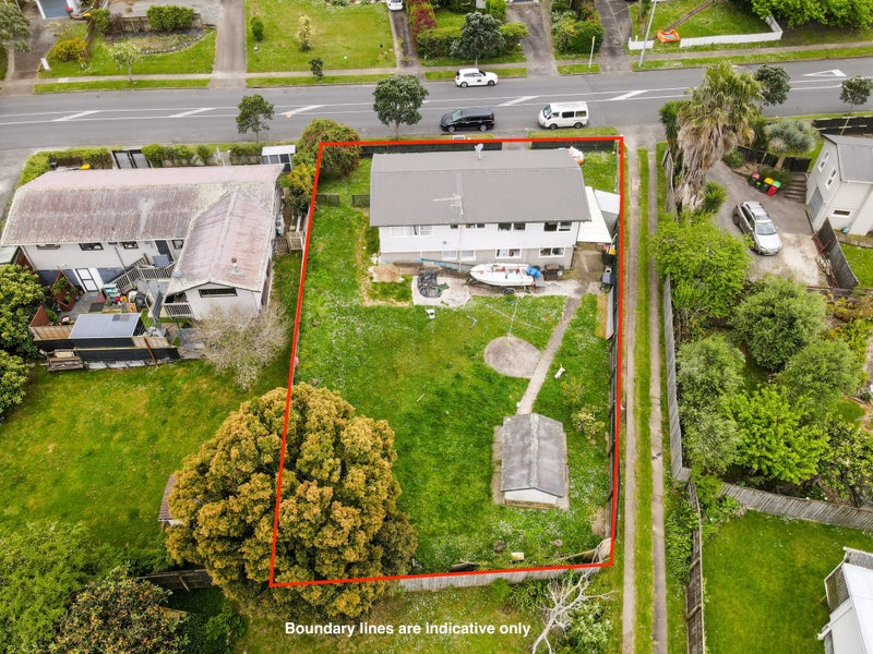147 Reeves Road, Pakuranga Heights, Auckland - Carousel 1