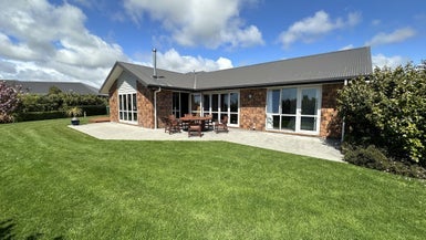 110 Ridgeview Road, Redwood Valley - Carousel 1