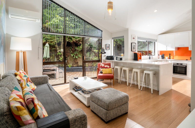 80 Amapur Drive, Khandallah, Wellington - Carousel 2