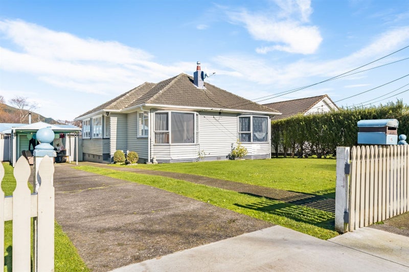 16 Tilbury Street, Fairfield, Lower Hutt - Carousel 1