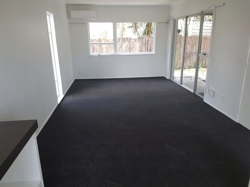 1/7 Owens Road, Devonport, Auckland - Carousel 1