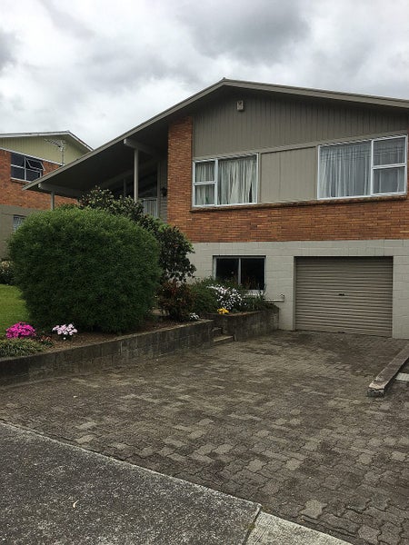 306 Tramway Road, Chartwell, Hamilton - Carousel 1