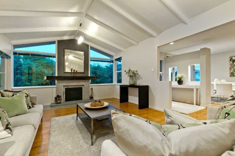 456 Beach Road, Murrays Bay, Auckland - Carousel 2