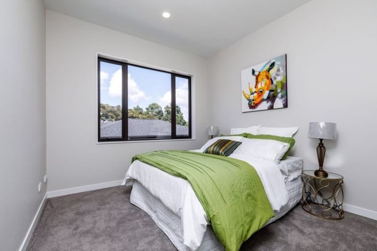 150 Greenhithe Road, Greenhithe, Auckland - Carousel 18