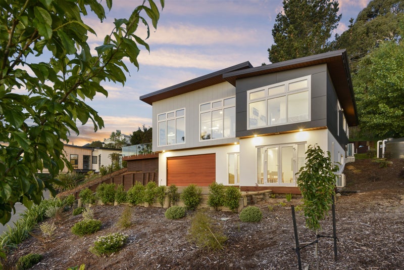 16 Kiteroa Place, Cashmere, Christchurch - Carousel 1