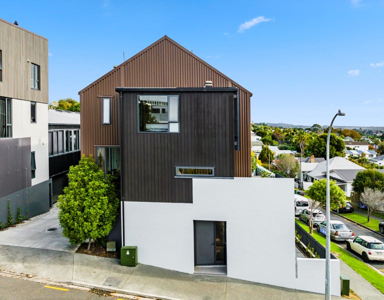 1/2 Second Avenue, Kingsland, Auckland - Carousel 1