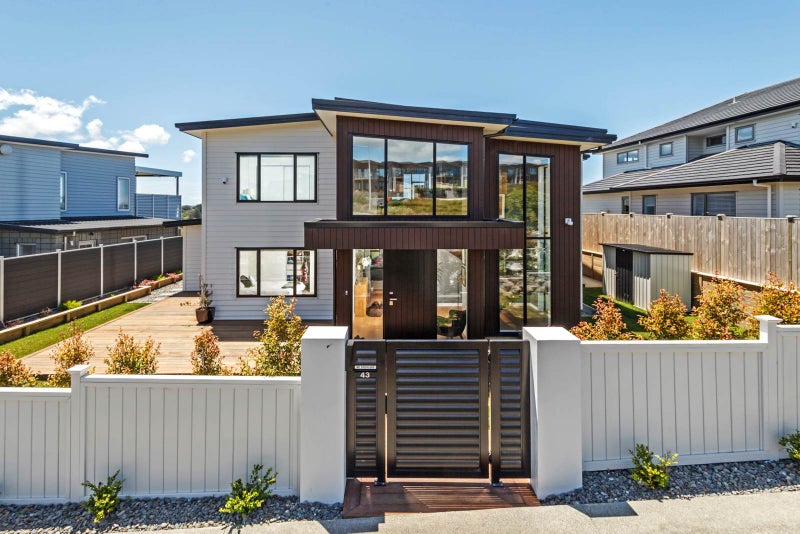43 Te Oneroa Way, Long Bay, Auckland - Carousel 1