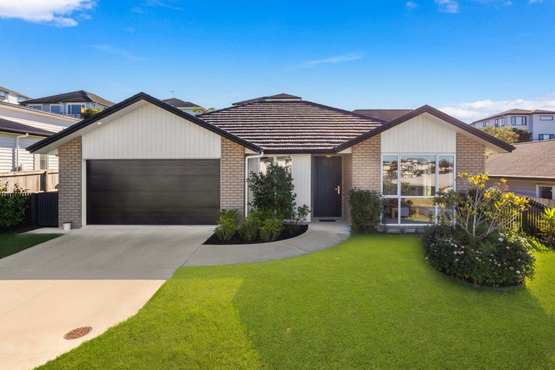 123 Colonial Drive, Silverdale, Silverdale - Carousel 1