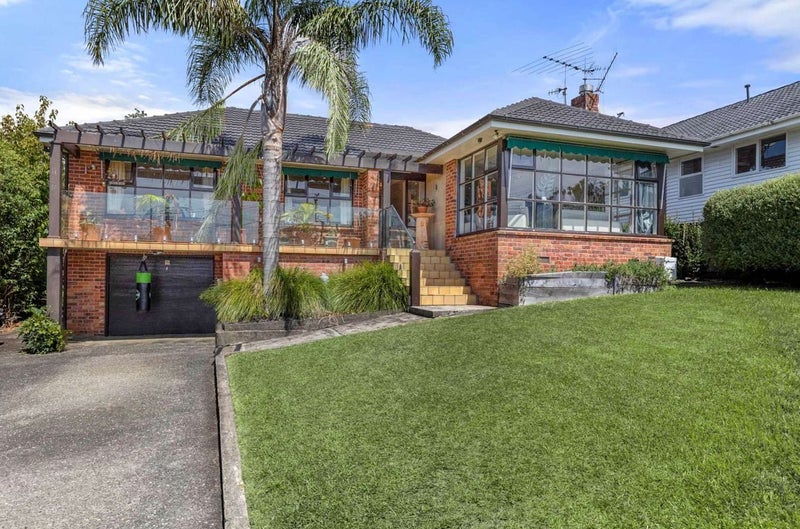 11 Combes Road, Remuera, Auckland - Carousel 1