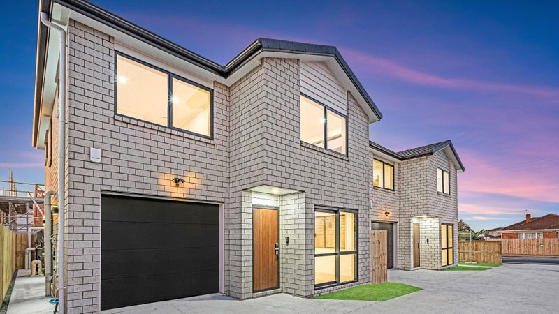 16 Buckland Road, Mangere East, Auckland - Carousel 1