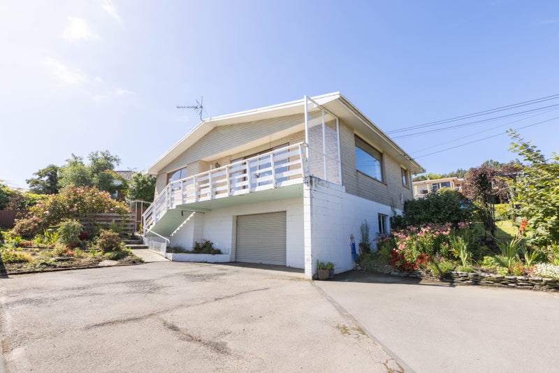 10 Benfell Street, Green Island, Dunedin - Carousel 1