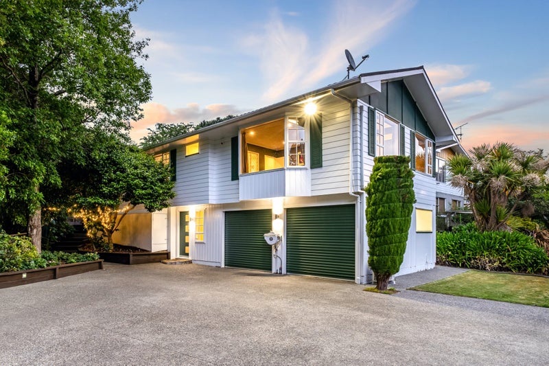 103 Spinnaker Drive, Whitby, Porirua - Carousel 1