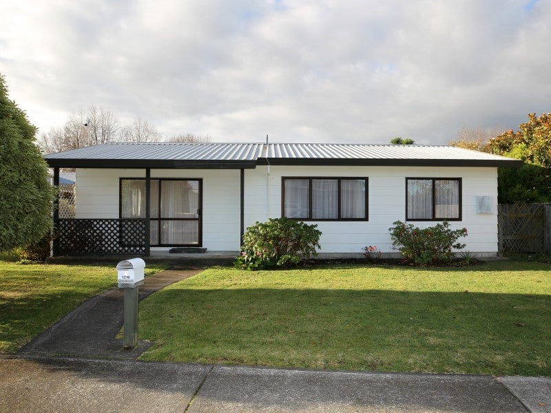 1216 Howard Street, Parkvale, Hastings - Carousel 1
