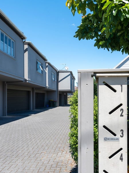 15B York Street, Glenholme, Rotorua - Carousel 1