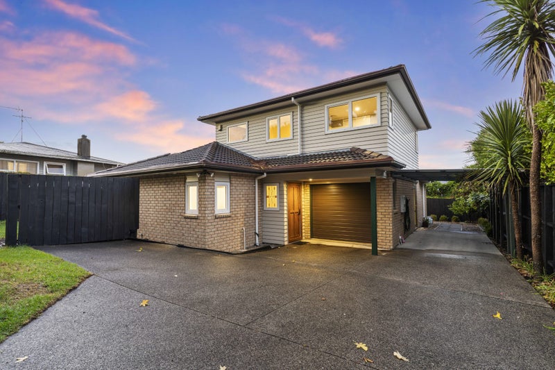 2/54 Fairclough Road, Beach Haven, Auckland - Carousel 19