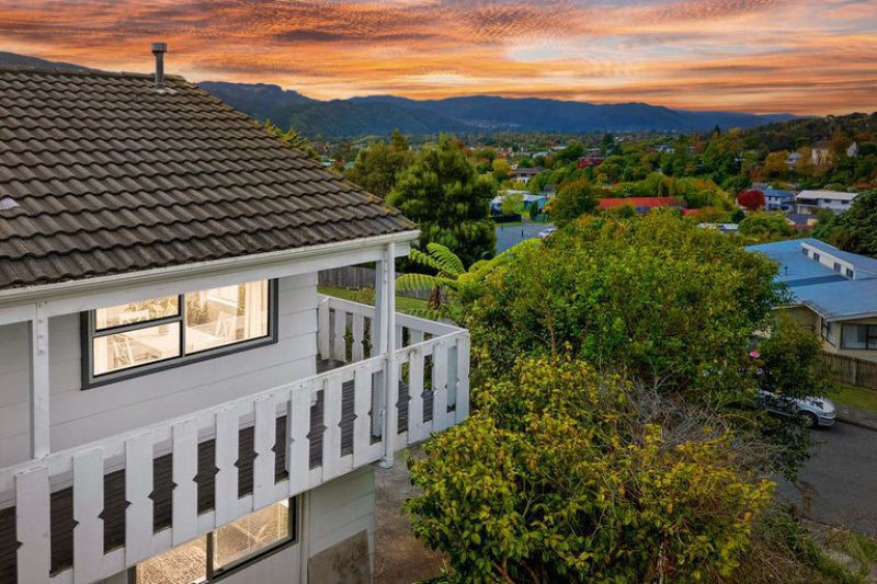 7 Duncraig Street, Silverstream, Upper Hutt - Carousel 1