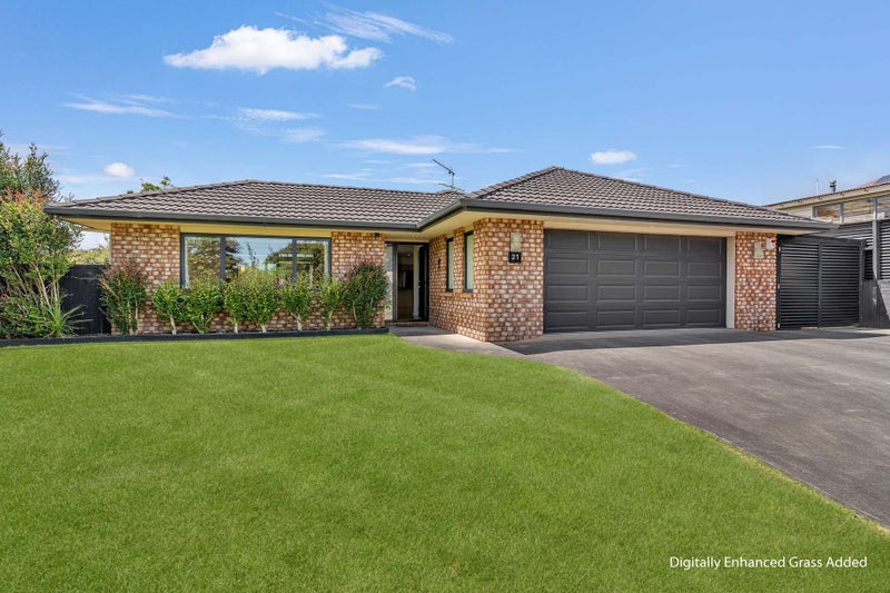 21 Mandalay Place, Waiuku, Waiuku - Carousel 2