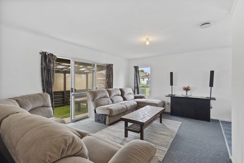 2 Trounson Avenue, Clendon Park, Auckland - Carousel 2
