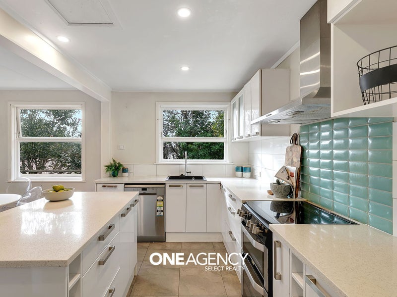 183 Helston Road, Paparangi, Wellington - Carousel 2