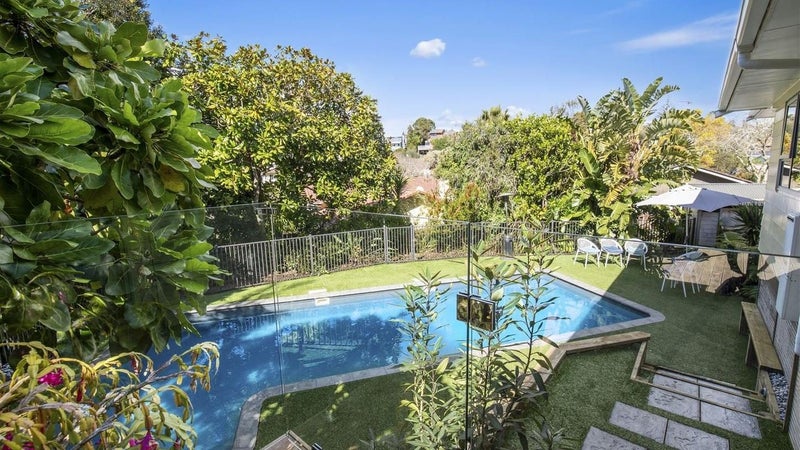 44 John Downs Drive, Browns Bay, Auckland - Carousel 1