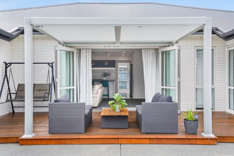 13 Henrietta Street, Marshland, Christchurch - Carousel 1