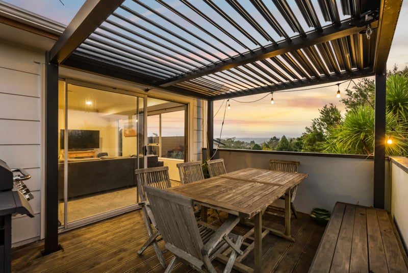 2/10 Mahara Avenue, Birkenhead, Auckland - Carousel 1