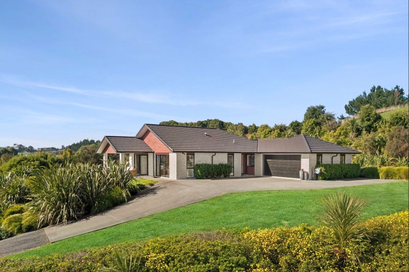 74 Highbrook Way, Whatawhata, Hamilton - Carousel 1