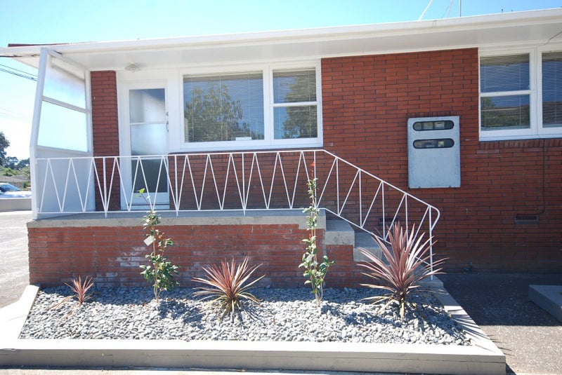 1/17 Campbell Road, One Tree Hill, Auckland - Carousel 2