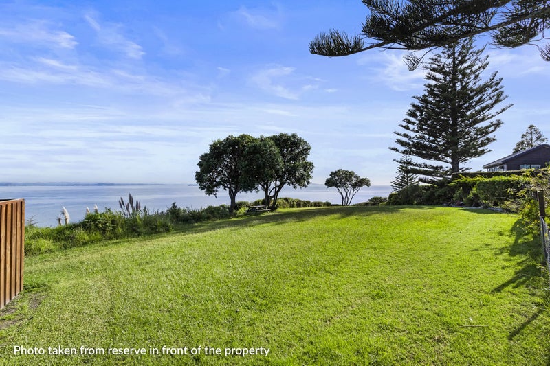 78 Pacific Parade, Army Bay, Whangaparaoa - Carousel 2